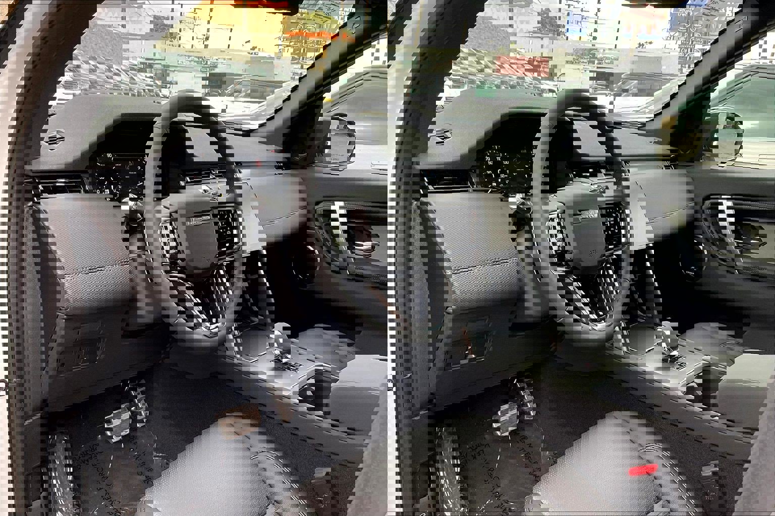 New 2026 Land Rover Discovery Sport Landmark image 10