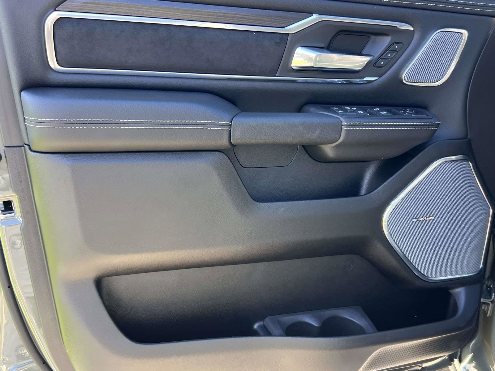 New 2026 RAM 1500 Laramie image 25