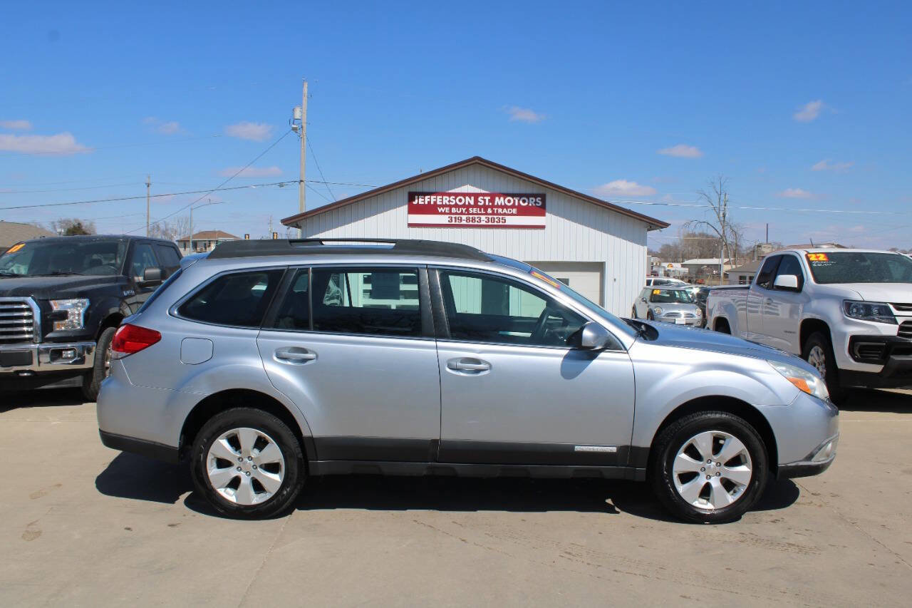 Used 2012 Subaru Outback 2.5i w/ Alloy Wheel Pkg image 1