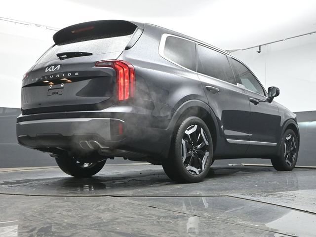Used 2025 Kia Telluride S FWD image 39