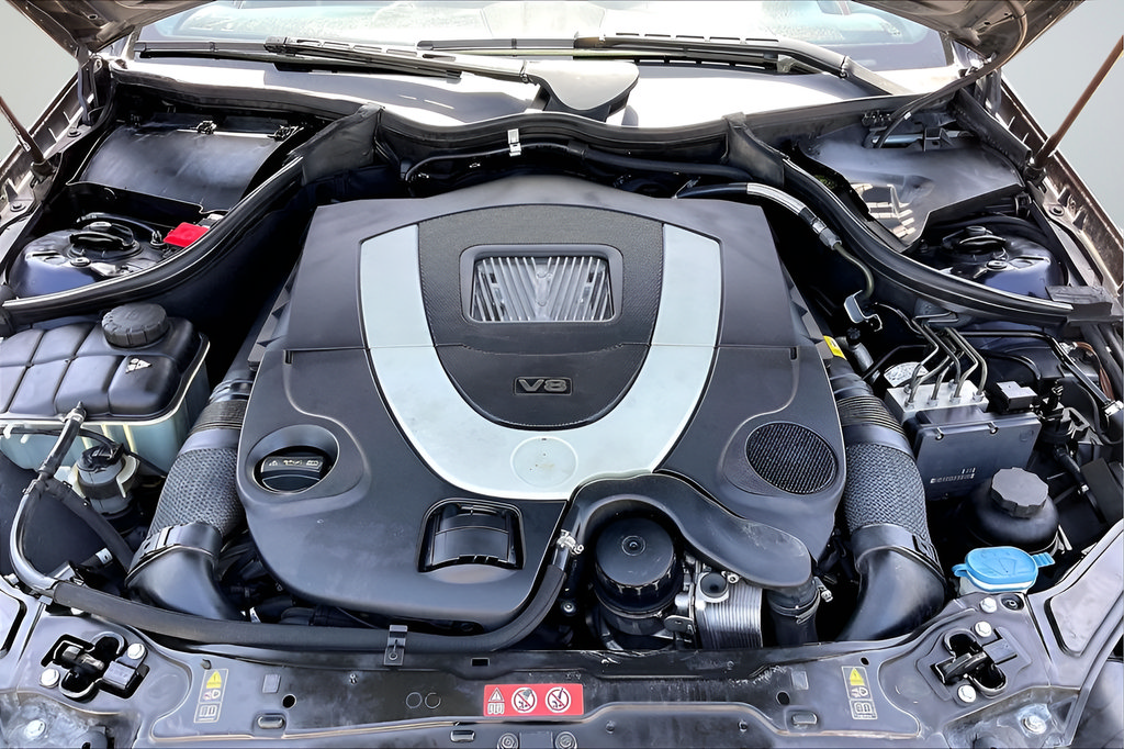 Used 2009 Mercedes-Benz CLK 550 Cabriolet image 24