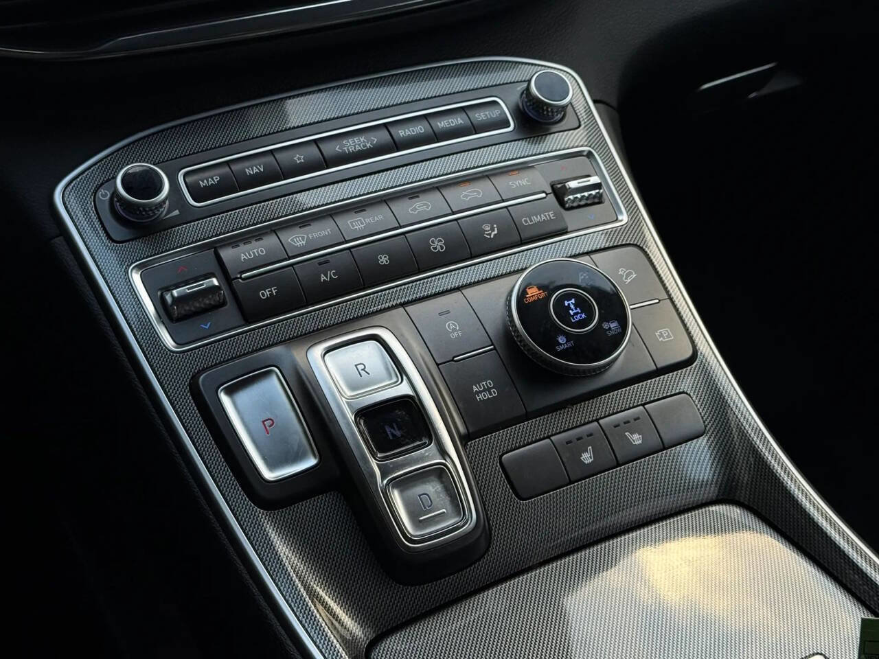 Used 2023 Hyundai Santa Fe SEL image 11