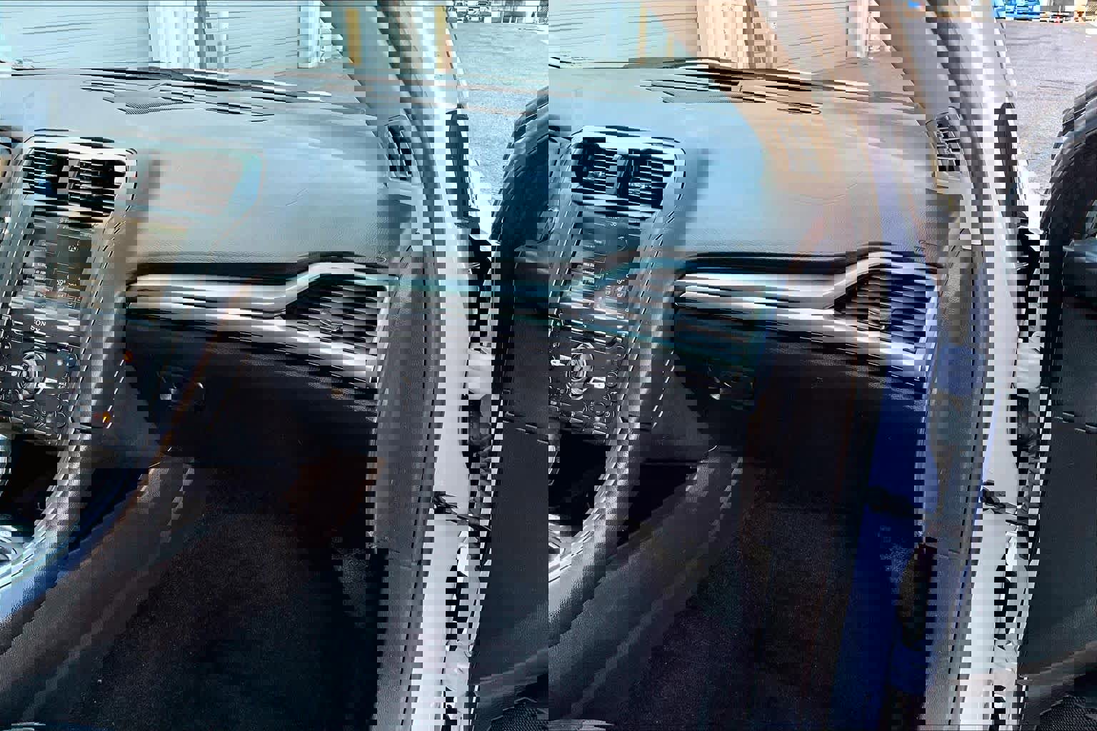 Used 2016 Ford Fusion Titanium image 19