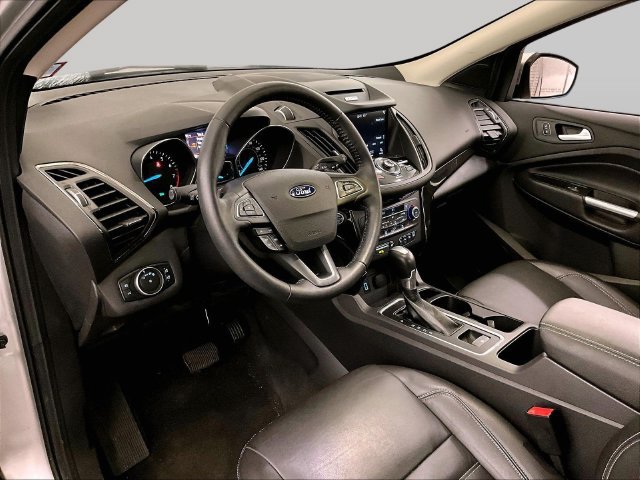 Used 2017 Ford Escape Titanium w/ Equipment Group 301A AWD/4WD image 12