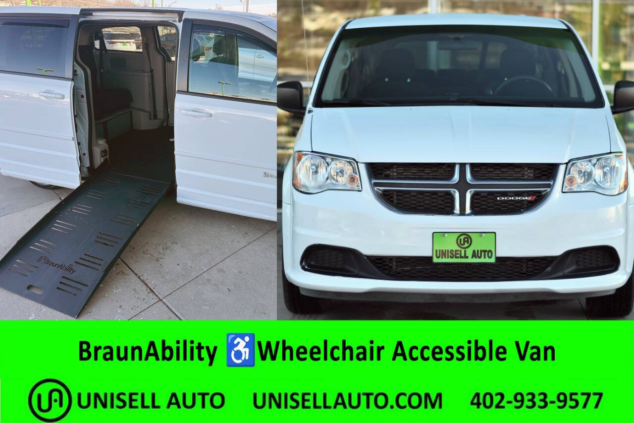 Used 2017 Dodge Grand Caravan SE w/ Power Window Group