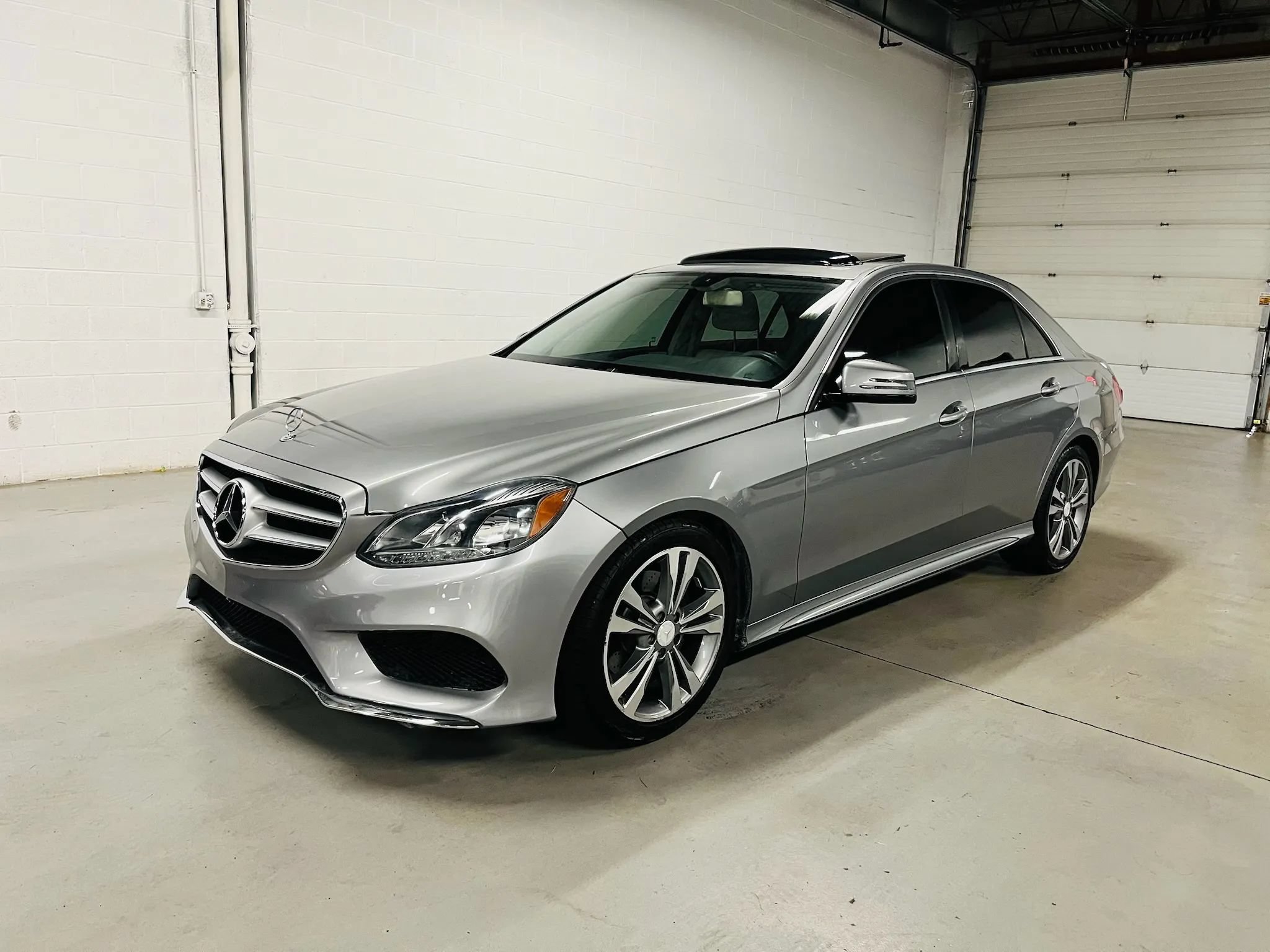 Used 2014 Mercedes-Benz E 350 Sedan image 2