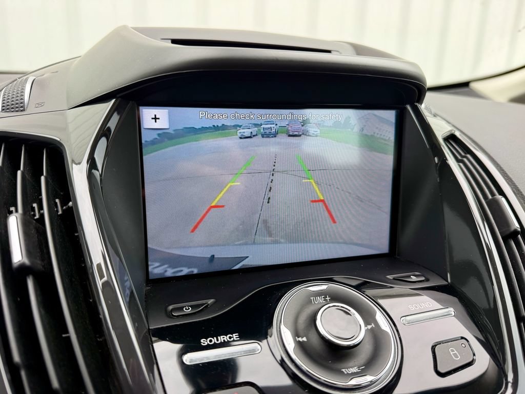 Used 2016 Ford C-MAX SEL w/ Equipment Group 302A FWD image 29