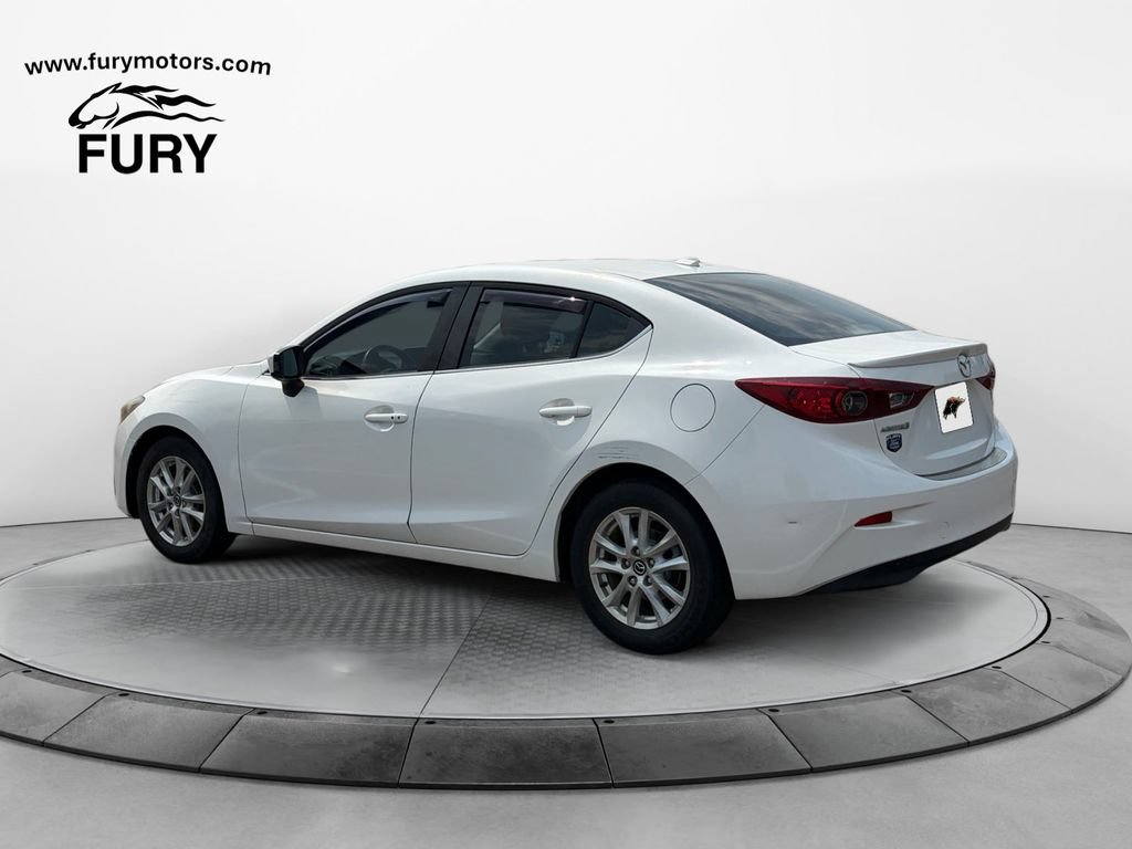 Used 2014 MAZDA MAZDA3 i Touring w/ Technology Package FWD image 5