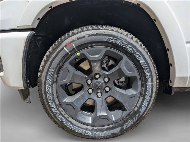 New 2026 RAM 1500 Big Horn w/ Night Edition AWD/4WD image 17