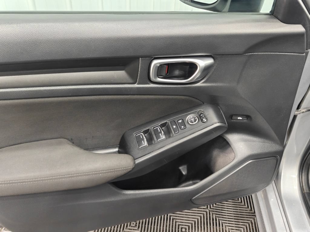 Used 2023 Honda Civic Sport image 39
