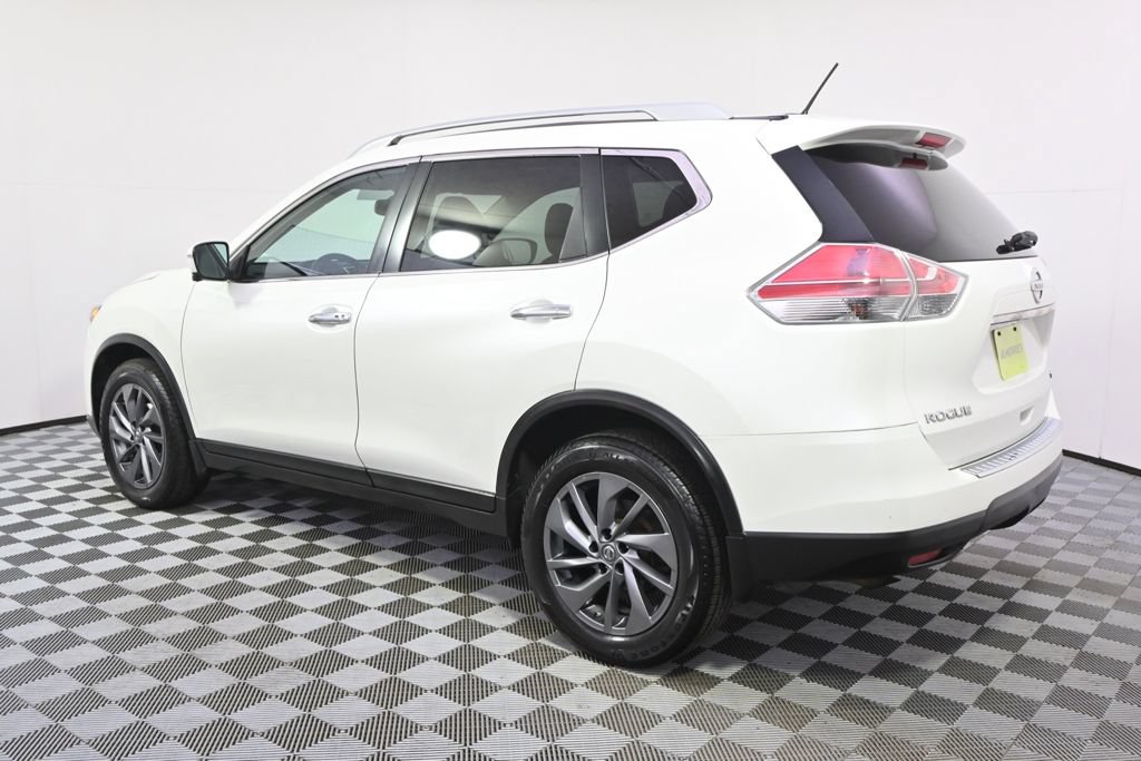 Used 2016 Nissan Rogue SL w/ SL Premium Package AWD/4WD image 3