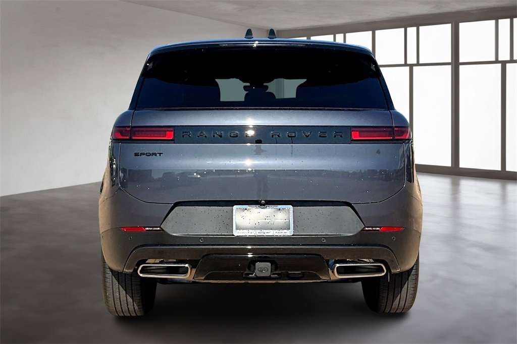 Certified 2025 Land Rover Range Rover Sport SE image 4