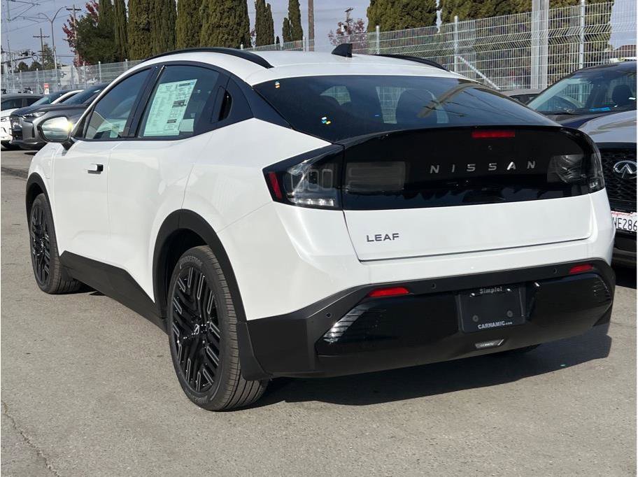 New 2026 Nissan Leaf Platinum+ w/ Cargo Package (Platinum+) image 6