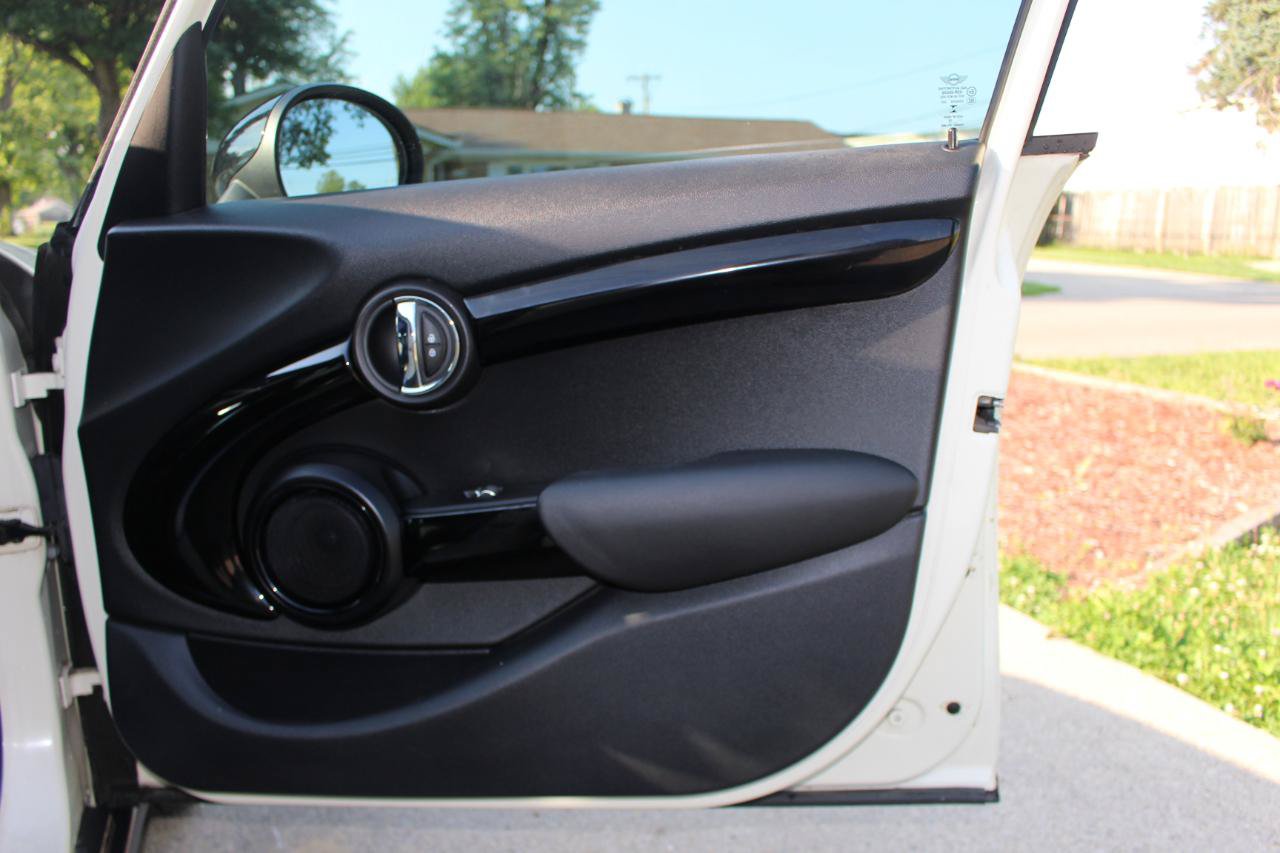 Used 2019 MINI Cooper S w/ Storage Package FWD image 36