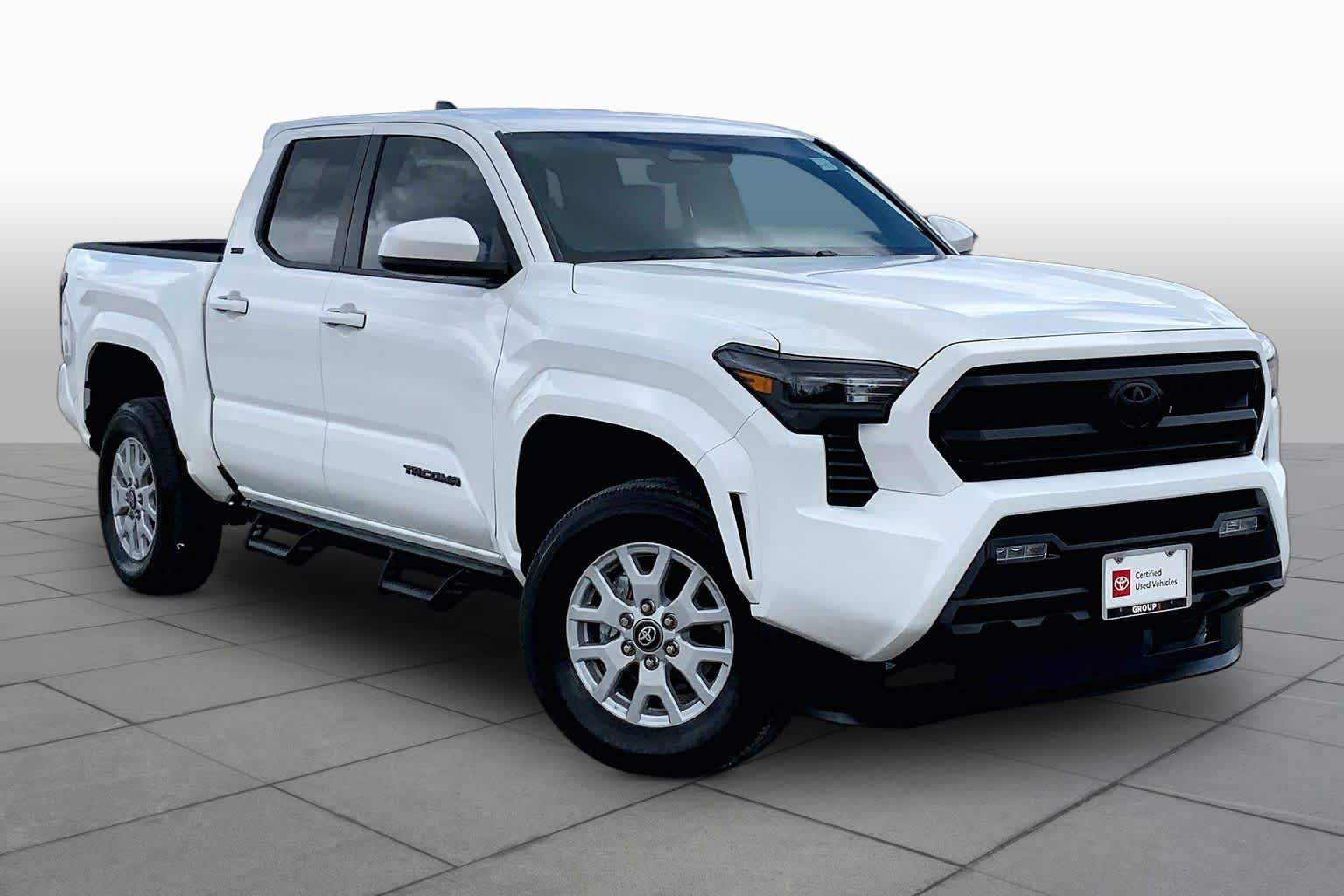 Used 2026 Toyota Tacoma SR5 RWD image 3