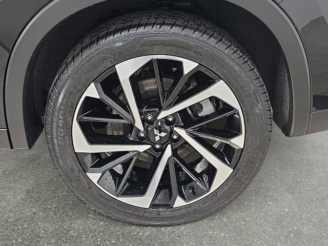 Used 2024 Mitsubishi Outlander SE AWD/4WD image 31