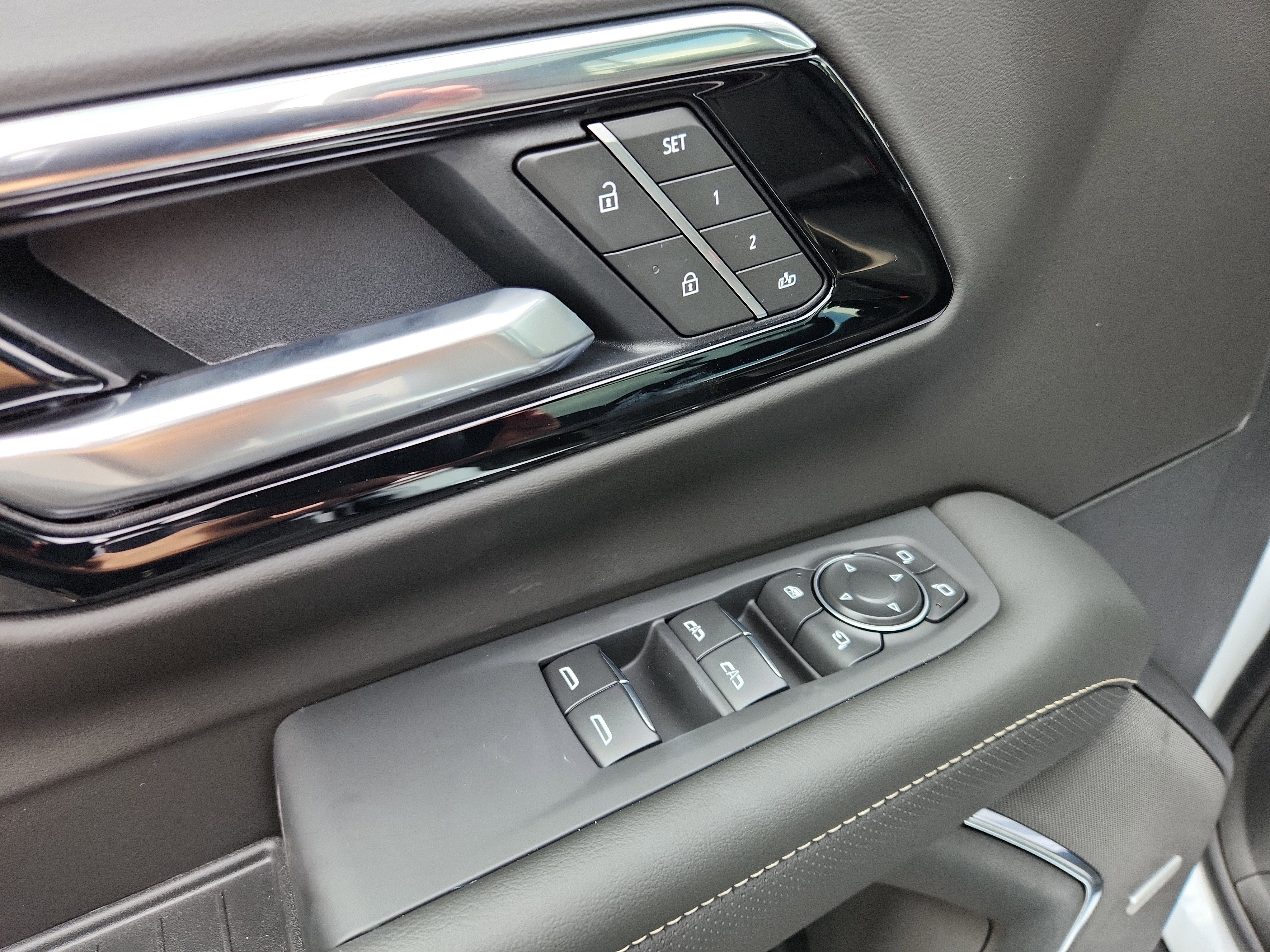 New 2026 Chevrolet Tahoe Premier w/ Sun And Tow Package image 8