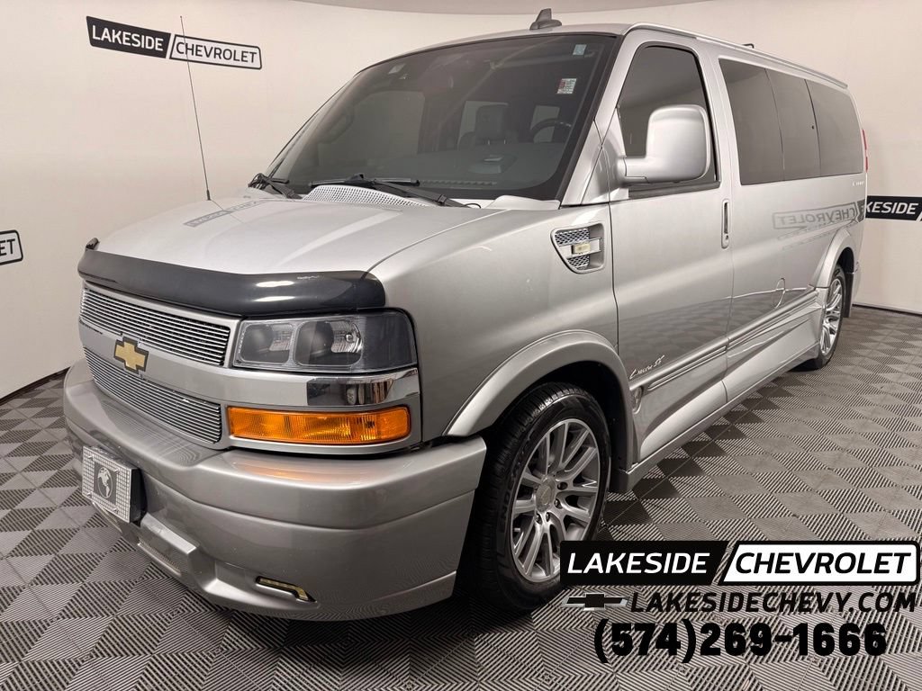 Used 2021 Chevrolet Express 2500 LS w/ Enhanced Convenience Package RWD image 1