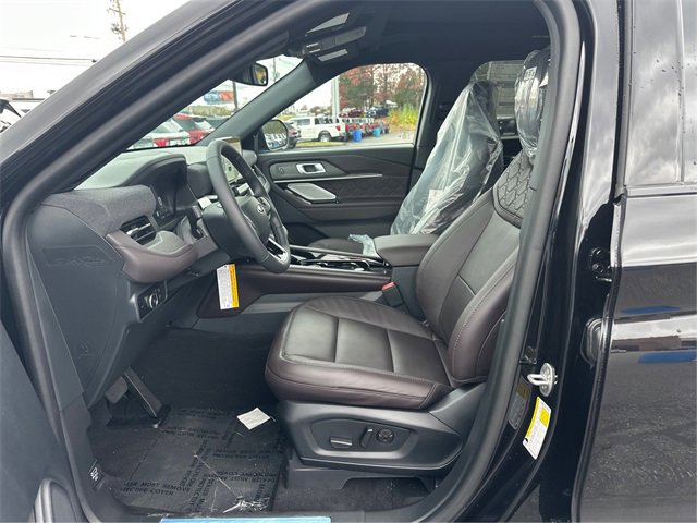 New 2026 Ford Explorer Platinum w/ LUX Leather Package image 9