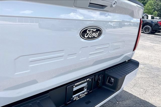 New 2026 Ford F150 XLT w/ Equipment Group 302A MID AWD/4WD image 9
