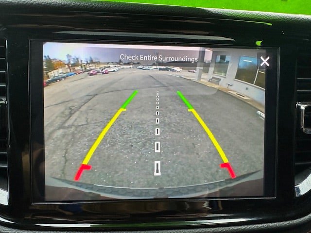 Used 2022 Dodge Durango R/T w/ Blacktop Package AWD/4WD image 18