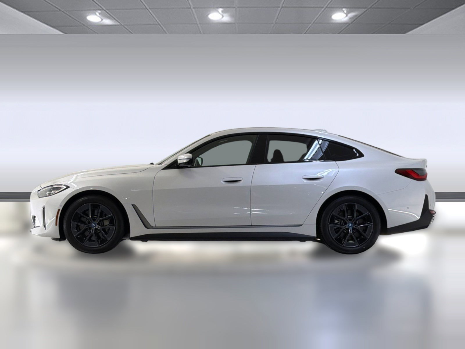 Certified 2023 BMW i4 eDrive35 w/ Premium Package RWD image 2