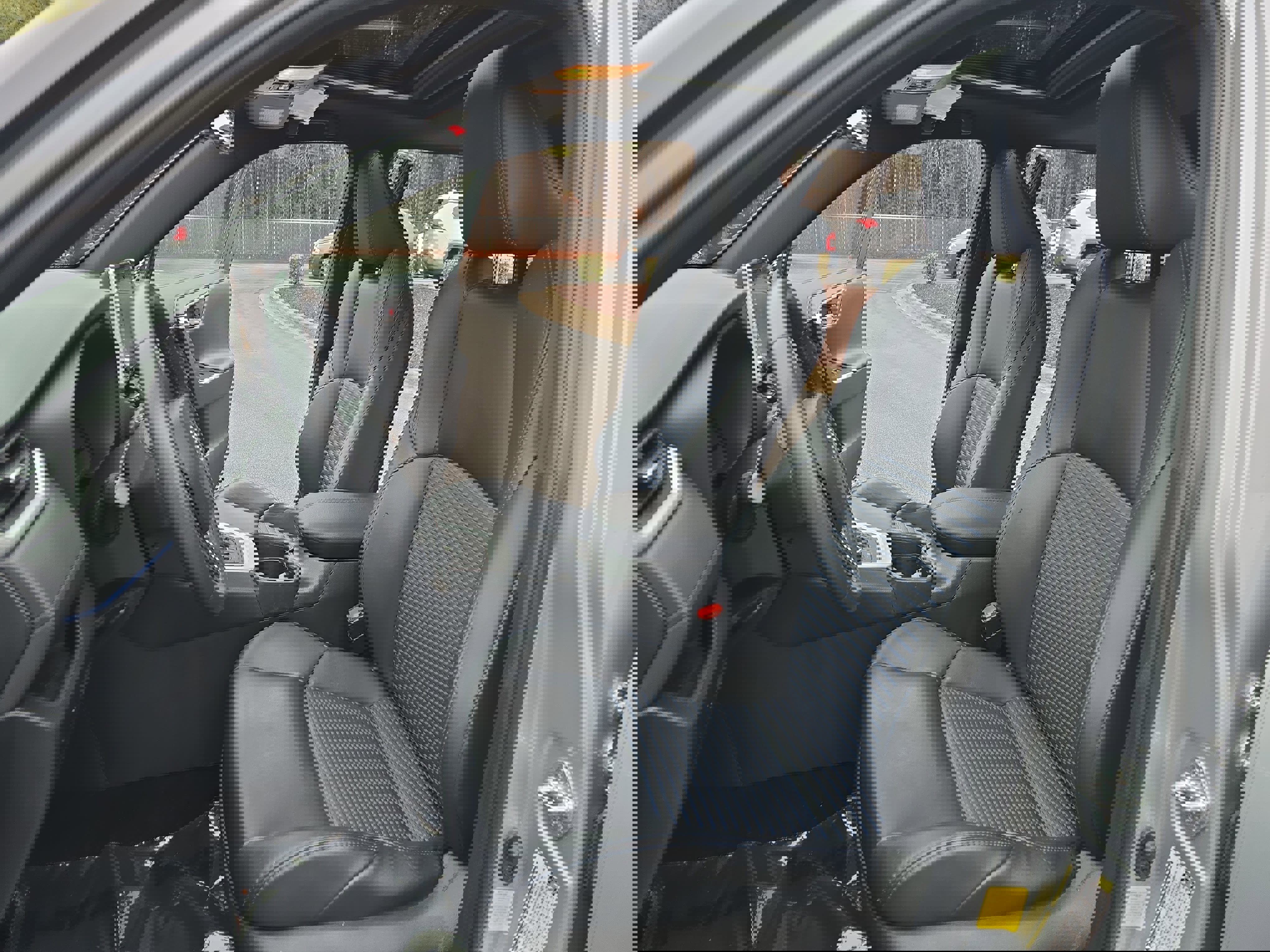 Used 2019 Toyota RAV4 XSE w/ XSE Weather Package image 15