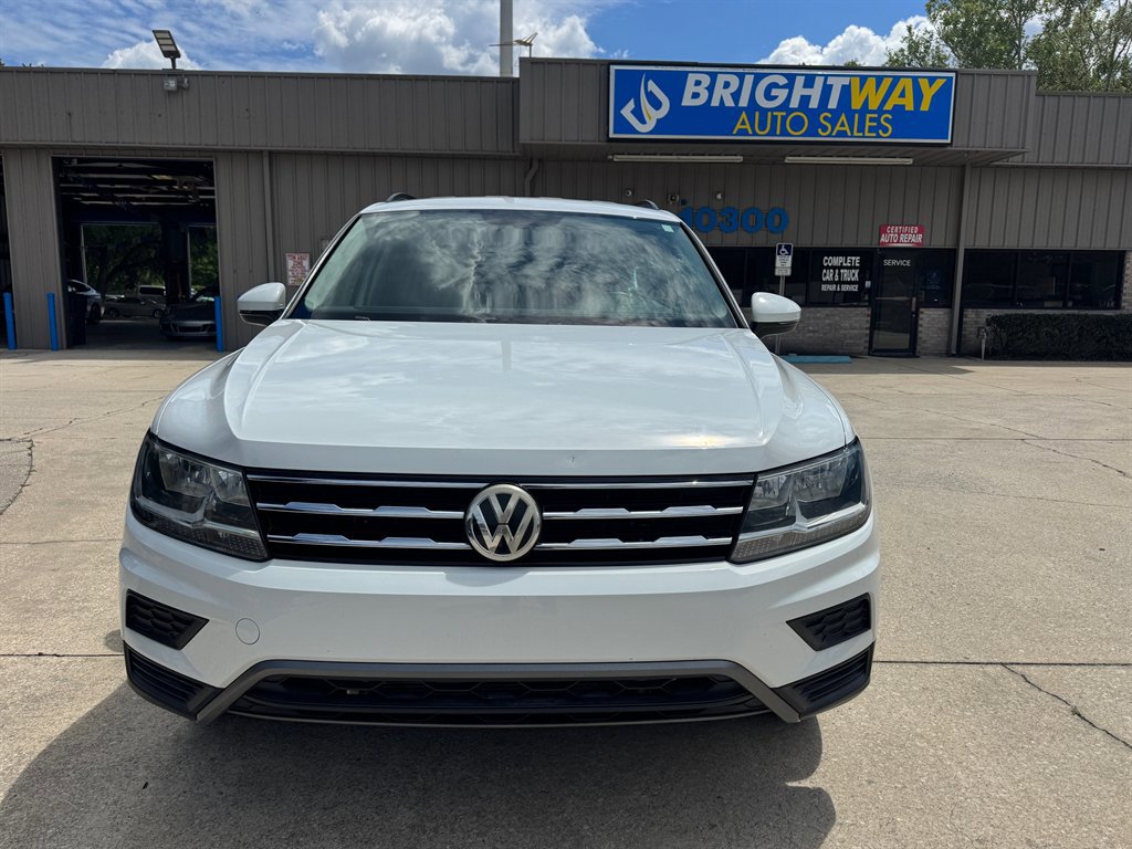 Used 2018 Volkswagen Tiguan SE FWD image 4
