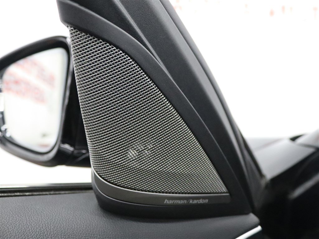 Used 2018 BMW 540i xDrive image 13