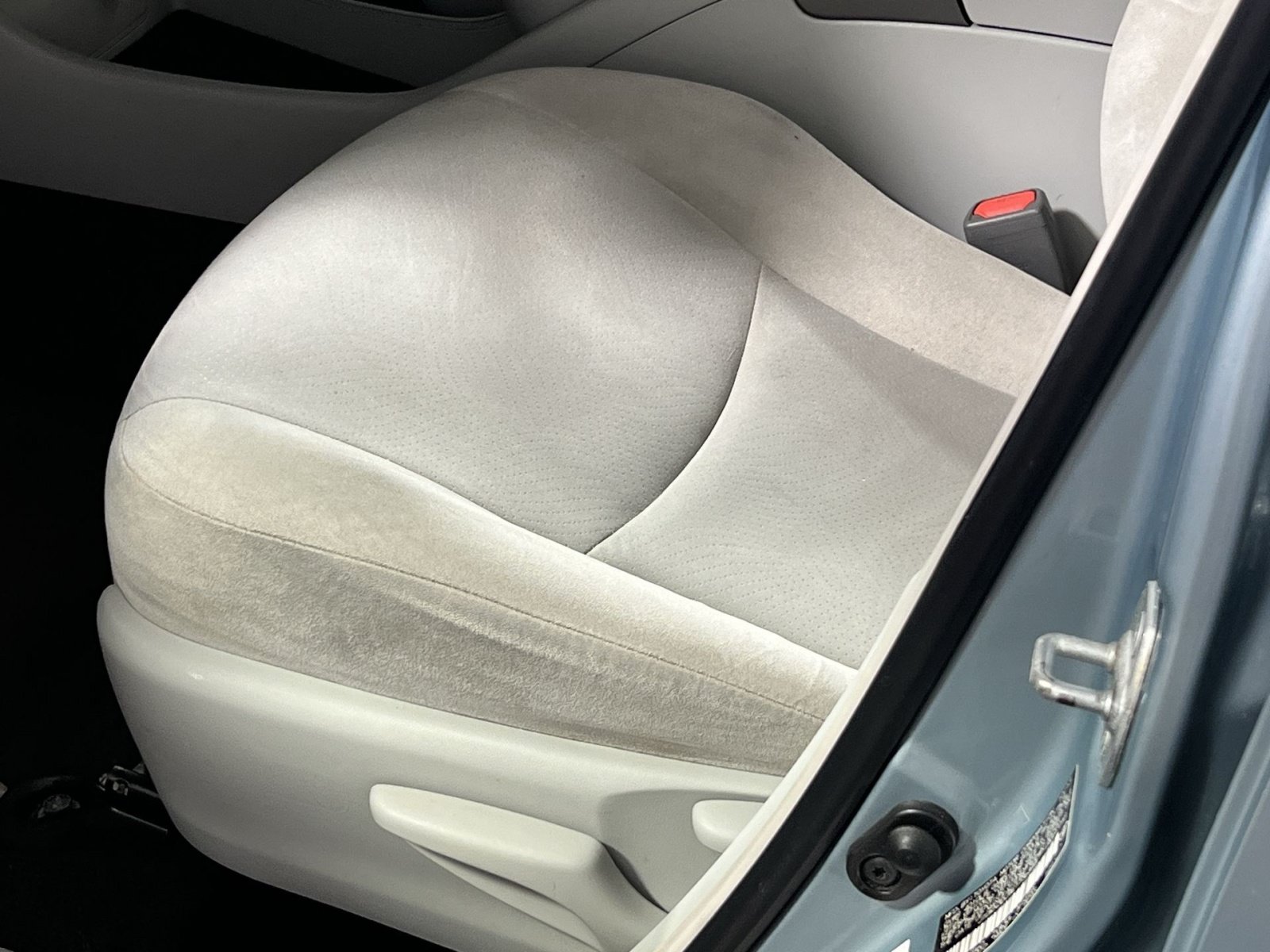 Used 2014 Toyota Prius Two FWD image 14