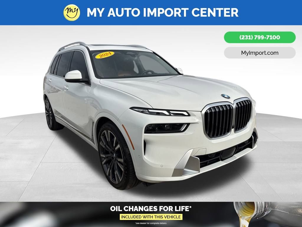 Used 2024 BMW X7 xDrive40i w/ Premium Package image 1