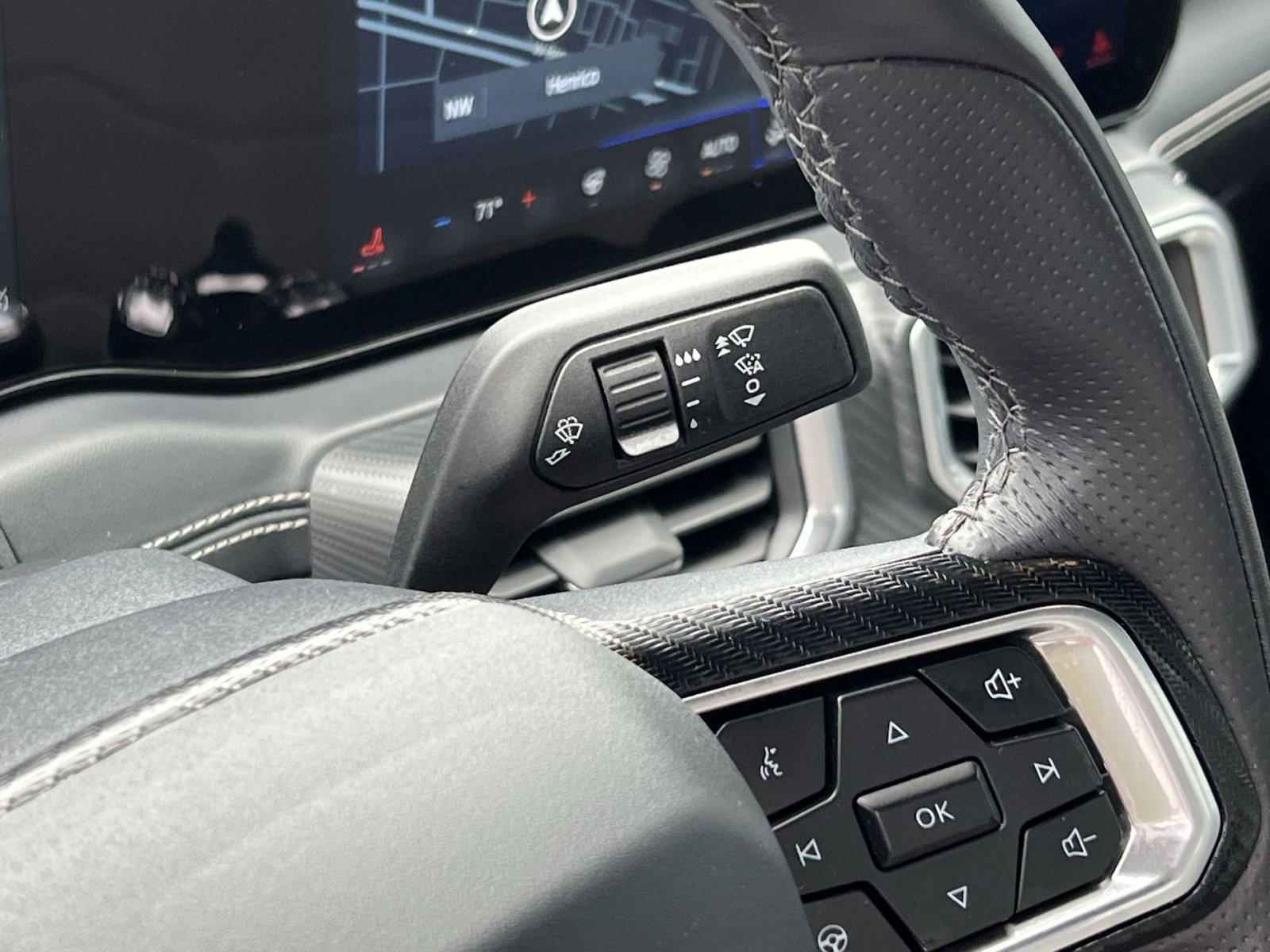 Used 2025 Ford Mustang GT Premium image 31