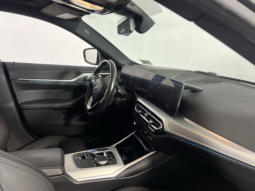 Used 2023 BMW i4 eDrive35 image 34