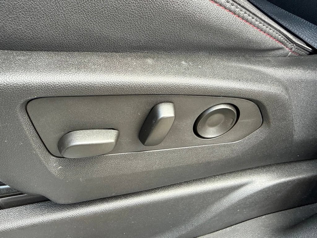 Used 2024 Chevrolet Tahoe RST w/ Luxury Package AWD/4WD image 27