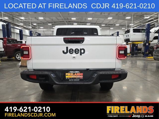New 2026 Jeep Gladiator Sport AWD/4WD image 4