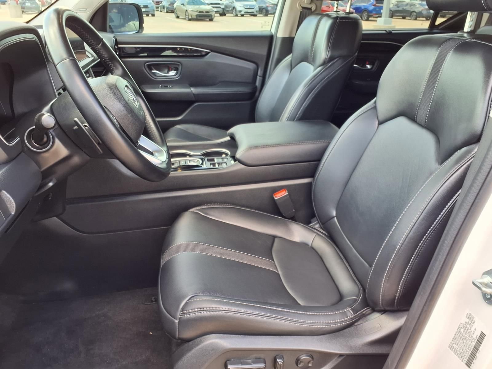 Used 2025 Honda Pilot Touring image 23