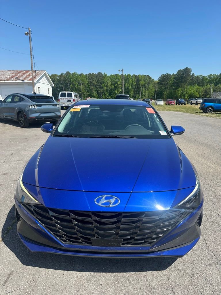 Used 2023 Hyundai Elantra Limited FWD image 1