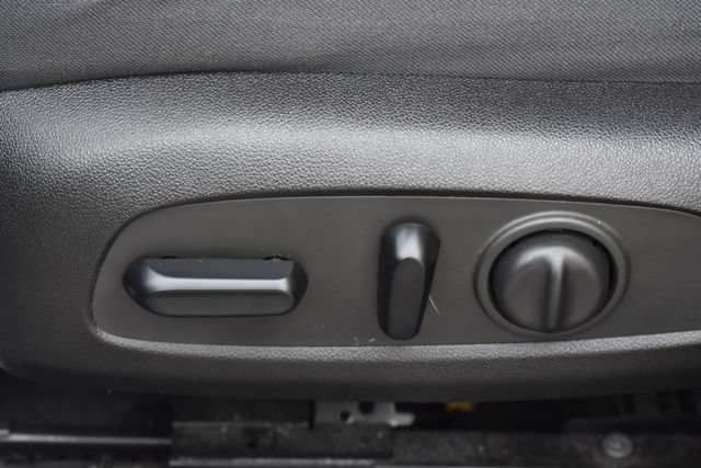 Certified 2018 Chevrolet Malibu LT FWD image 21