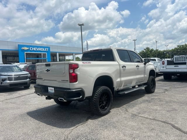 New 2026 Chevrolet Silverado 1500 Custom Trail Boss w/ LPO, Dark Essentials Package AWD/4WD image 3