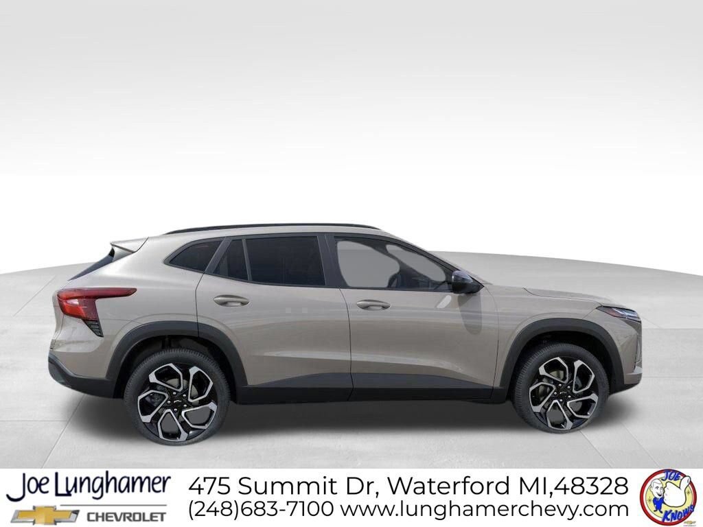 New 2026 Chevrolet Trax RS w/ Driver Confidence Package FWD image 5