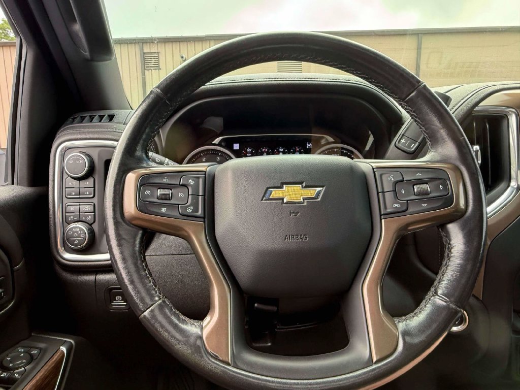 Used 2021 Chevrolet Silverado 2500 High Country w/ Z71 Off-Road Package AWD/4WD image 22