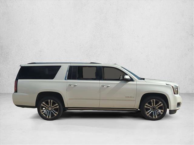 Used 2019 GMC Yukon XL Denali w/ Denali Ultimate Package RWD image 4