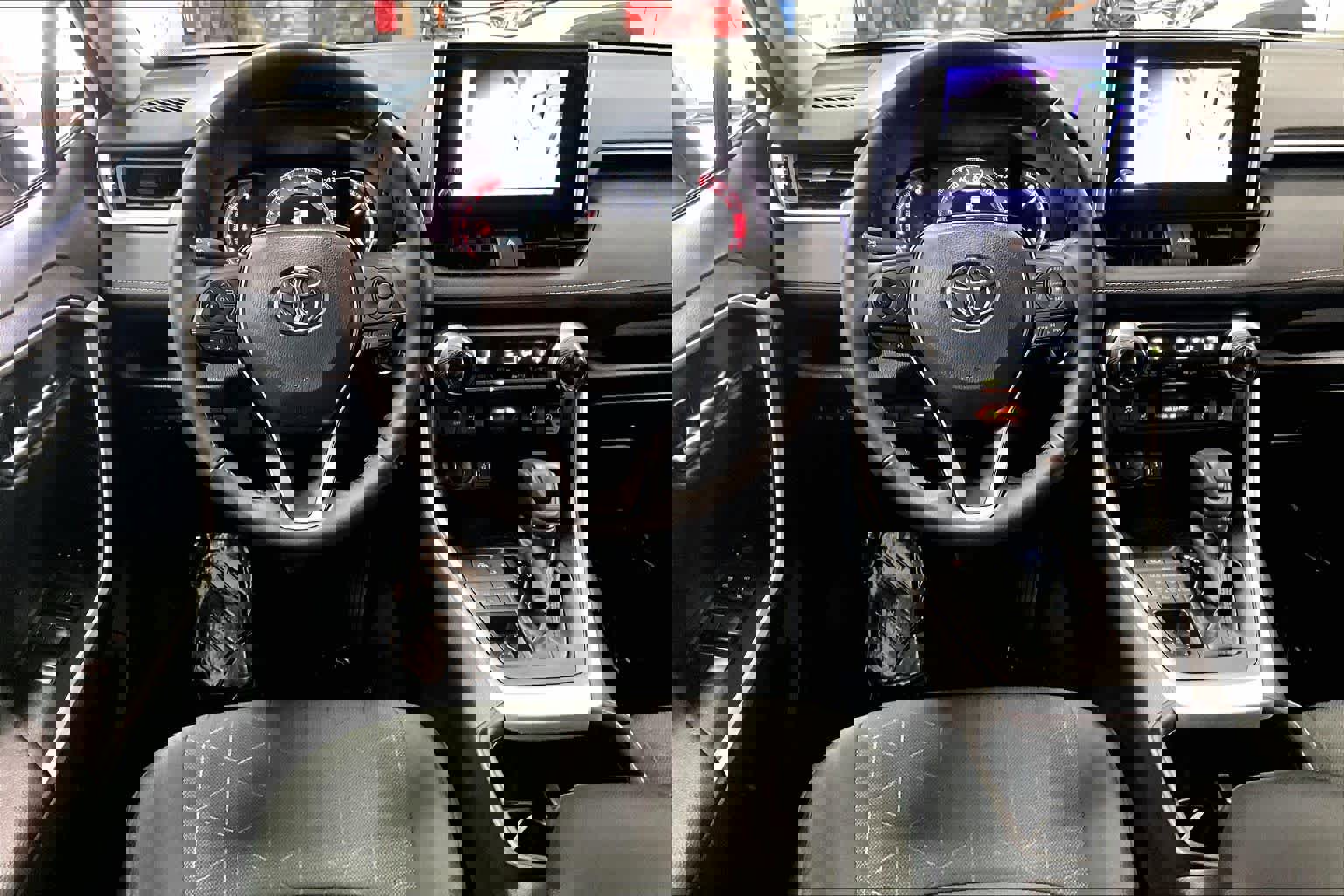 Used 2023 Toyota RAV4 XLE image 5