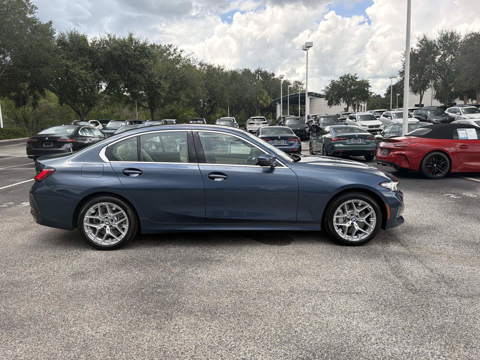 New 2026 BMW 330i Sedan w/ Premium Package RWD image 3
