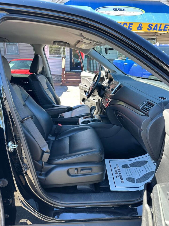 Used 2017 Honda Ridgeline RTL image 17