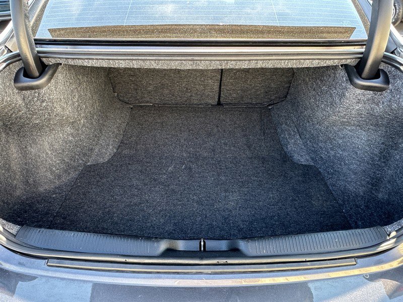 Used 2023 Dodge Charger SXT image 7