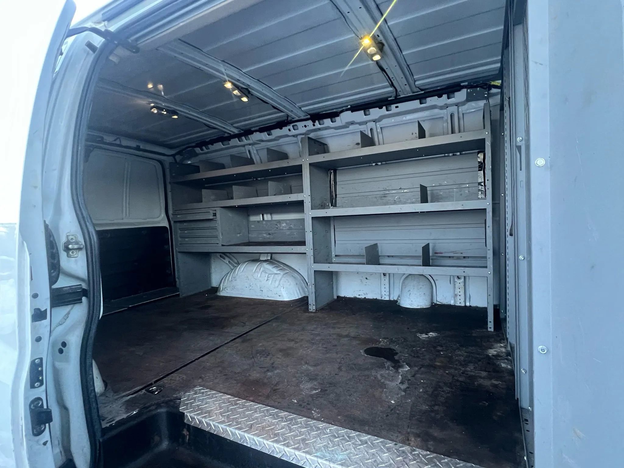 Used 2021 Chevrolet Express 3500 Regular Van 3D w/ Driver Convenience Package image 11