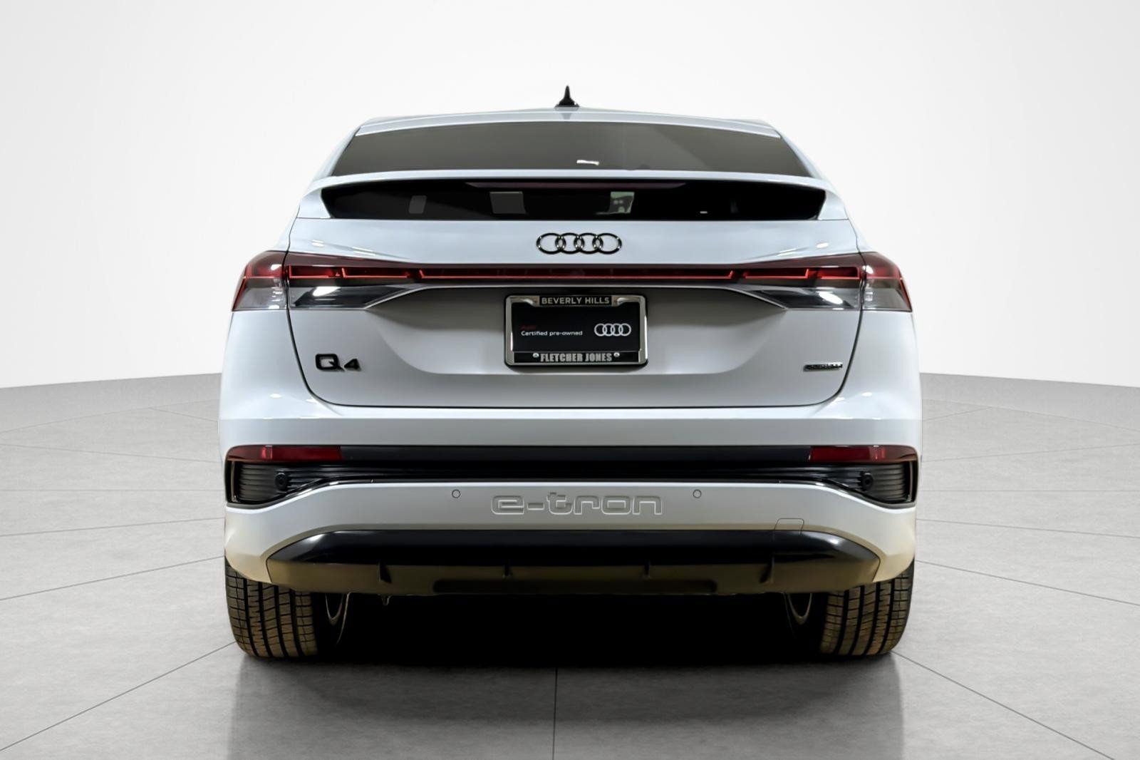 Certified 2023 Audi Q4 e-tron Prestige w/ Black Optic Package AWD/4WD image 4