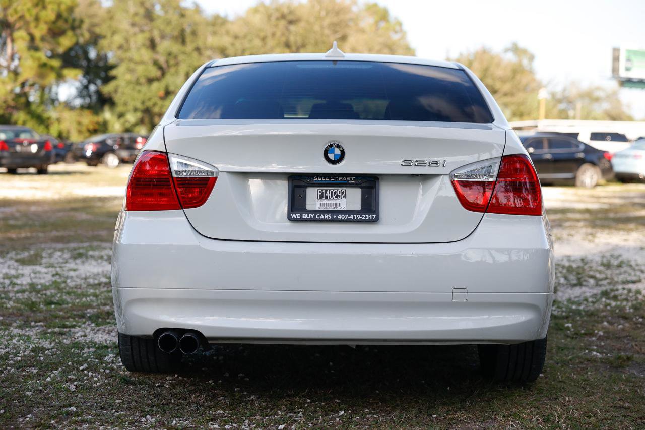 Used 2007 BMW 328i Sedan RWD image 7