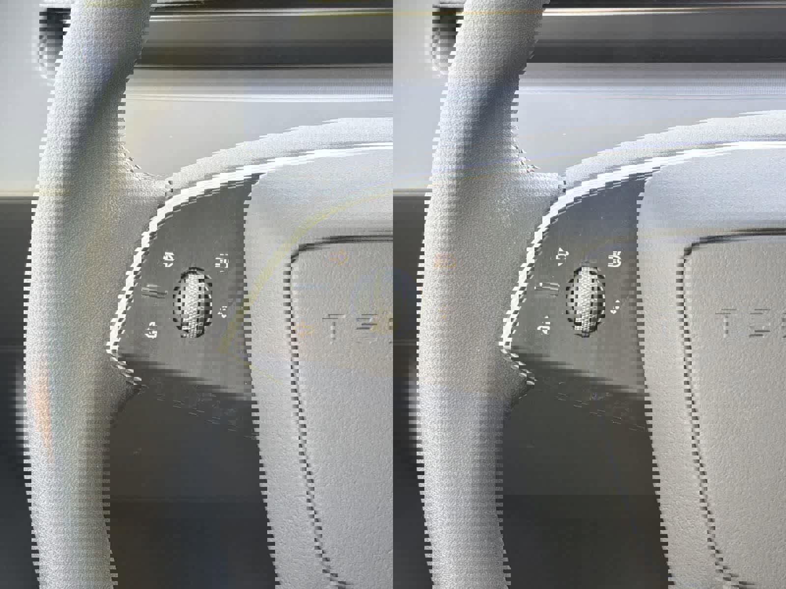 Used 2025 Tesla Model 3 Long Range image 13